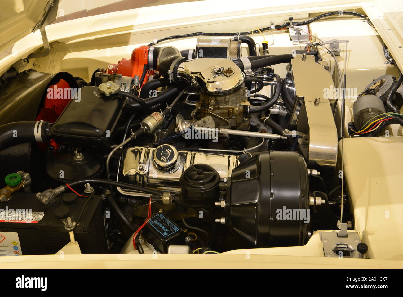 Studebaker Avanti Motor Stockfoto