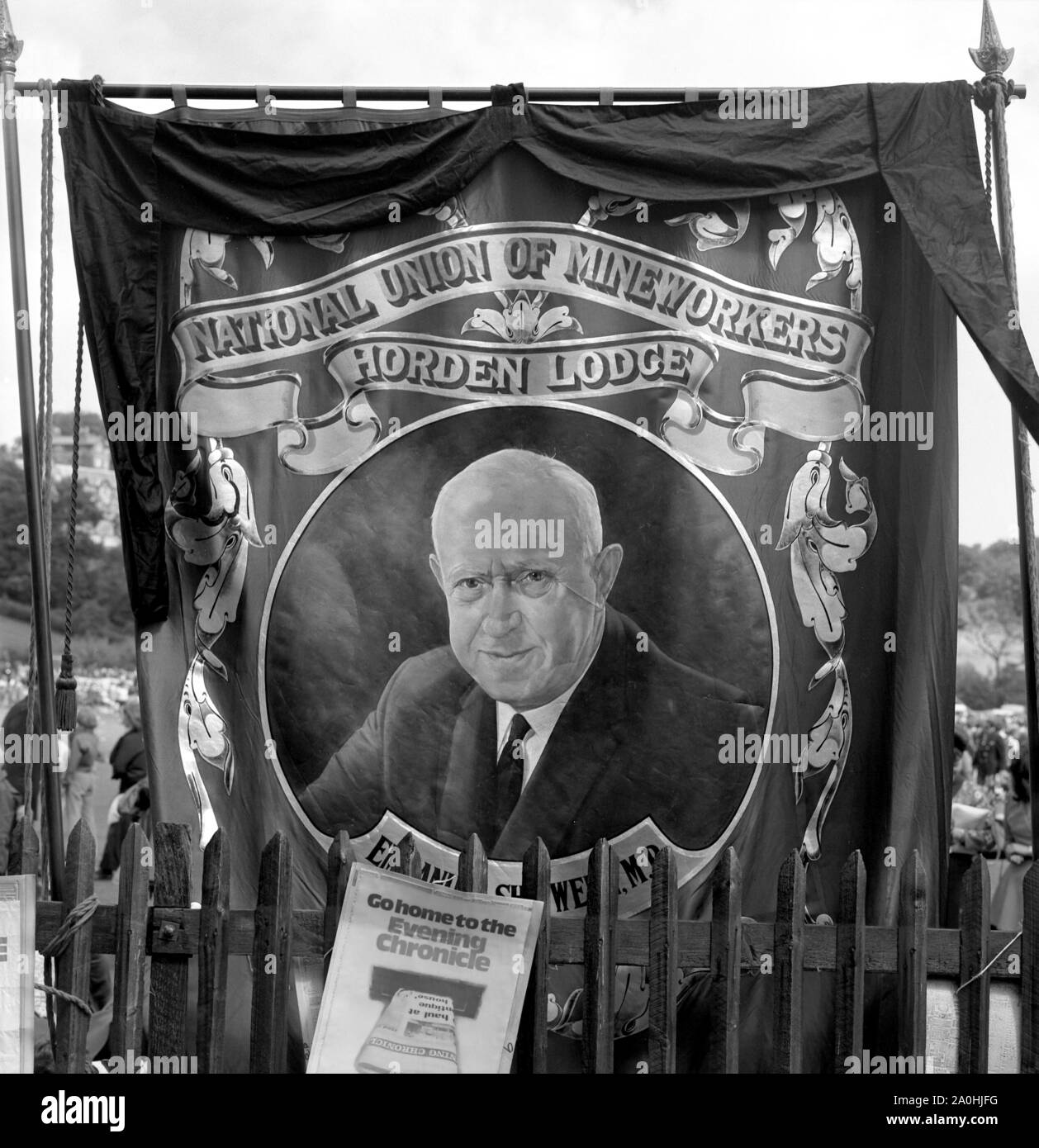 Horden Lodge Banner, Emmanuel Shinwell, Durham Bergarbeiter Gala, 1976 Stockfoto