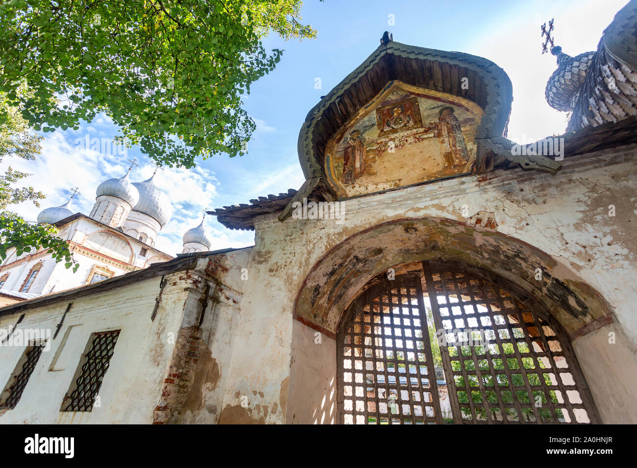 Tor der Znamensky Cathedral (1682-1688) in Weliki Nowgorod, Russland Stockfoto