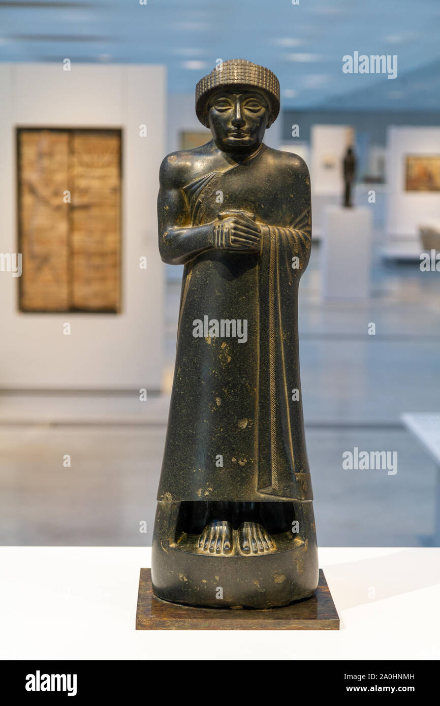 Diorit Statue von Gudea, der Herrscher des Staates Lagash. Artefakt gefunden in Girsu (heutige Tello) in Mesopotamien (heute Irak). Etwa 2120 v. Chr.. Stockfoto