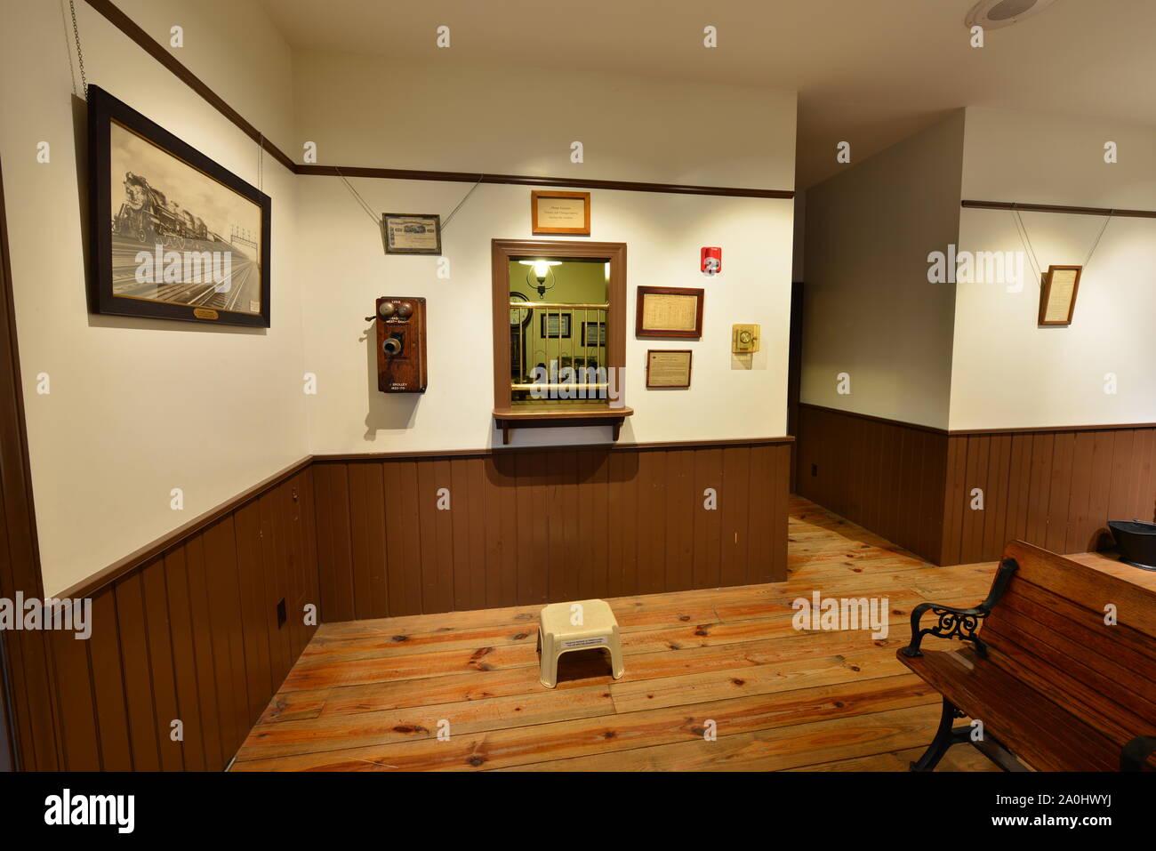 Ein Mock up einer alten Eisenbahn Ticket Office und Wartezimmer Stockfoto