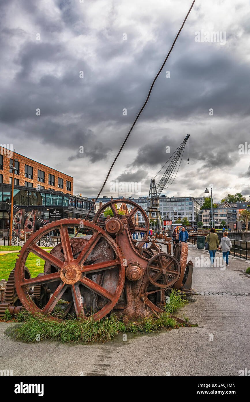 TRONDHEIM, Norwegen - 07 September, 2019: Ein modernes Einkaufszentrum mit 60 Geschäften, in den Gebäuden der alten Werft. Von der Dock außerhalb, Th Stockfoto