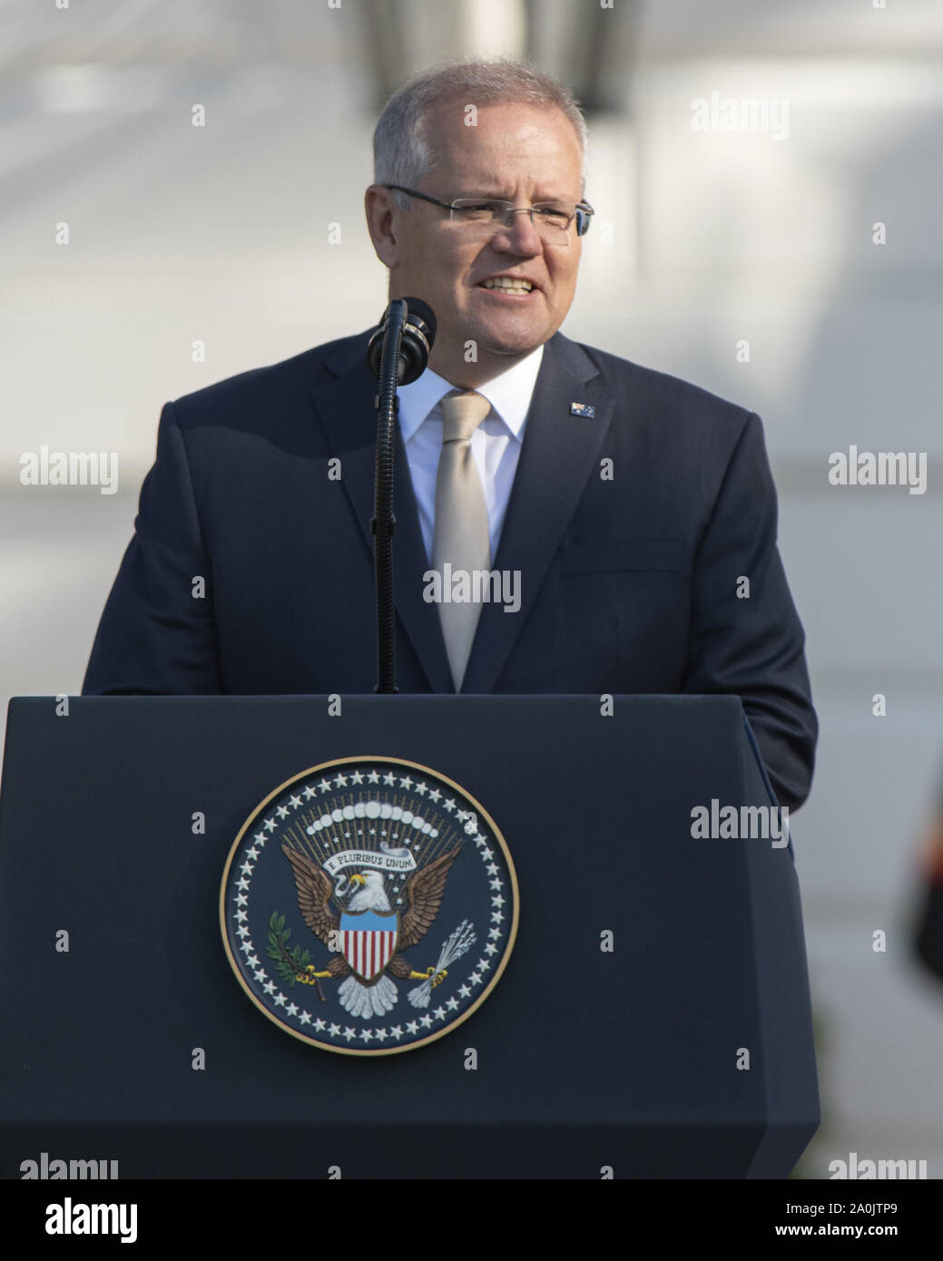 Washington DC, USA. 20 Sep, 2019. Premierminister Scott Morrison von Australien macht Bemerkungen auf der Ankunft Zeremonie zu Ehren der er und seine Frau, Jenny Morrison auf dem Südrasen des Weißen Hauses in Washington, DC am Freitag, September 20, 2019 Credit: Ron Sachs/CNP/ZUMA Draht/Alamy leben Nachrichten Stockfoto