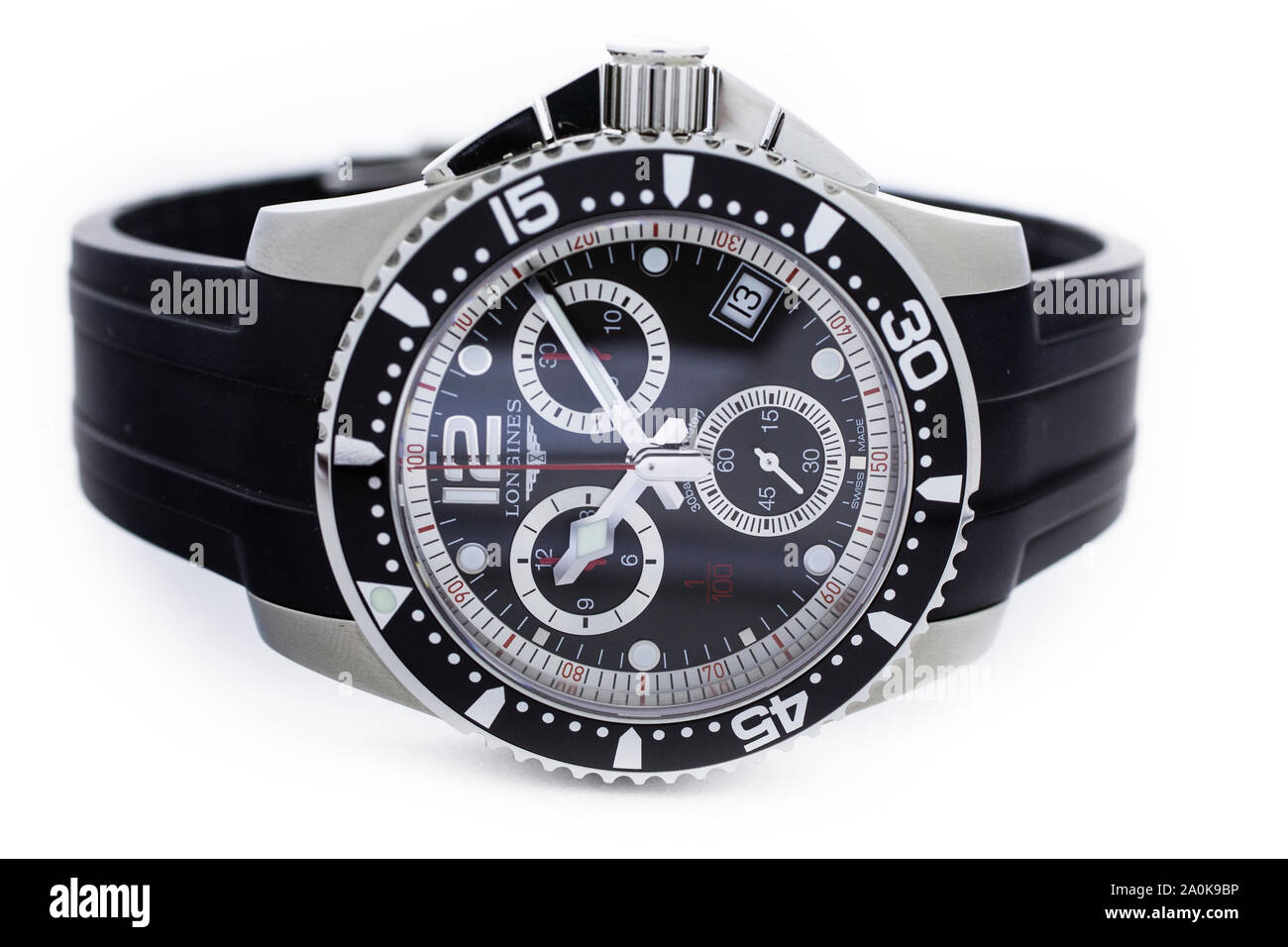 Saint-Imier, Schweiz, 15. September 2019 - Longines HydroConquest  Chronograph schwarzes Zifferblatt Herrenuhr swiss made Luxus Armbanduhr  Close-up Makro Stockfotografie - Alamy