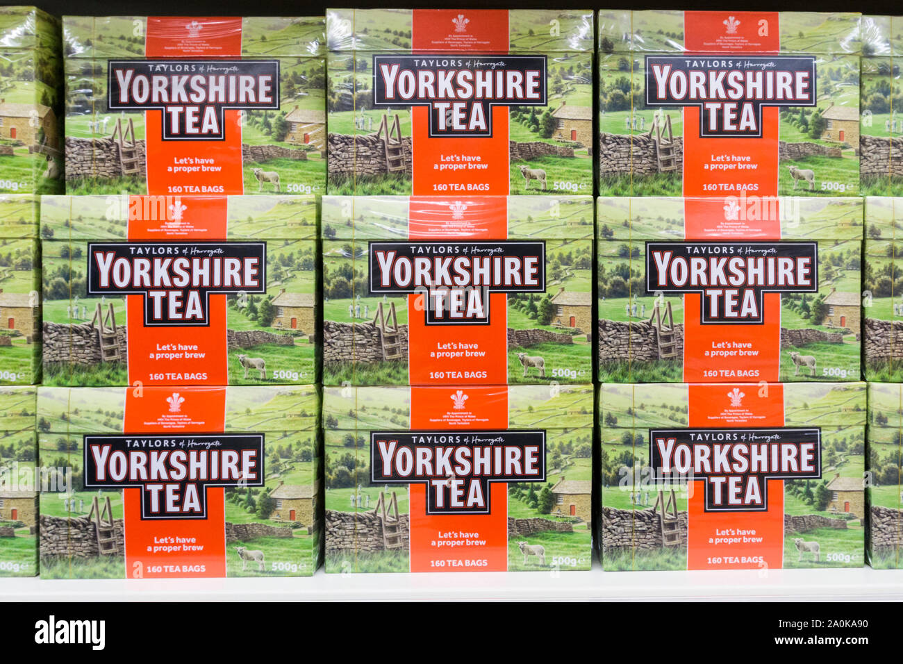 Boxen von Taylors von Harrogate Yorkshire Tee. Stockfoto