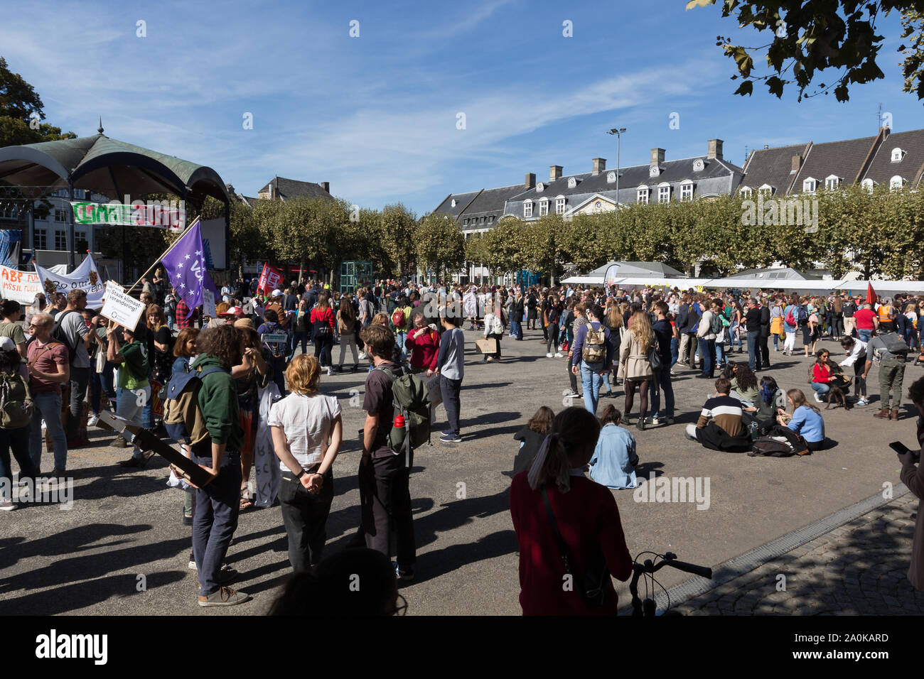 Demonstration in Maastricht während des globalen Klimas Streik um Aufmerksamkeit für die Ziele der nachhaltigen Entwicklung und der globalen Ziele Stockfoto