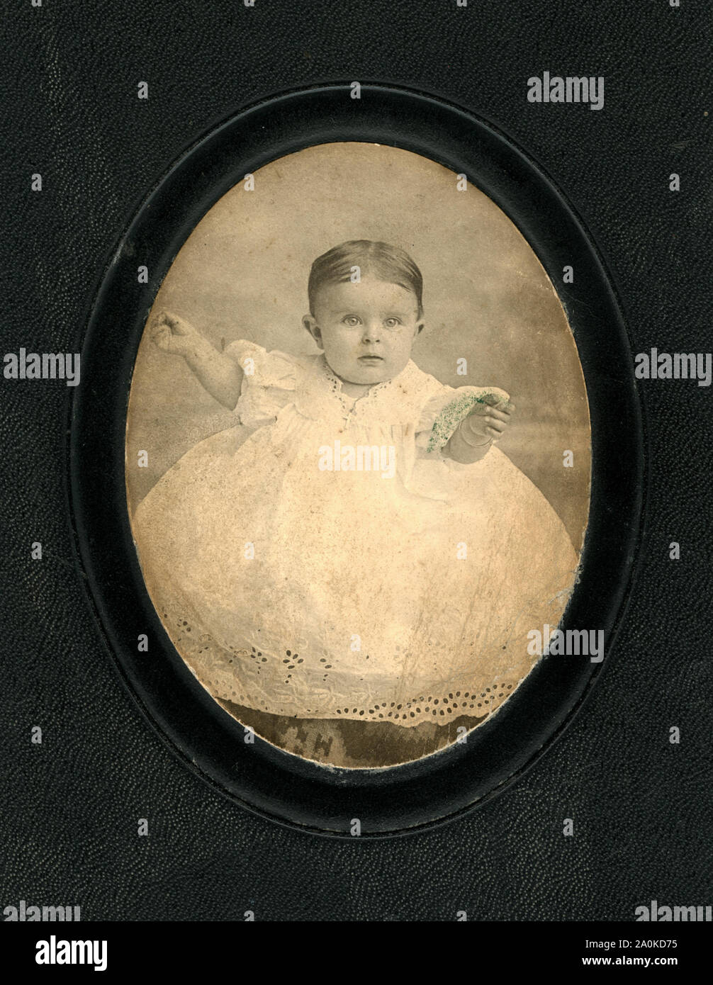 Porträt eines jungen Mädchens, das circa 1890 Stockfoto