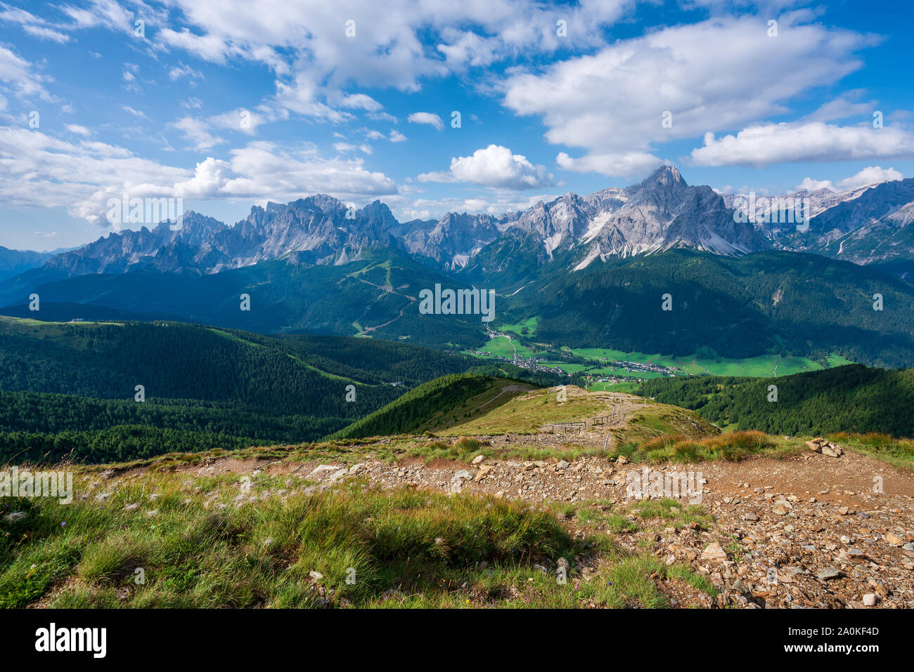 Panoramablick auf die Dolomiten, Sexten Italien Stockfoto