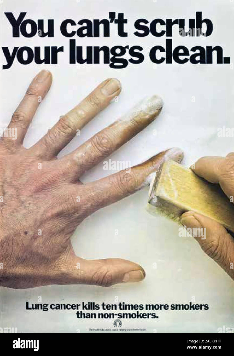 Lungenkrebs Anzeige von Saatchi & Saatchi, 1975 Stockfoto