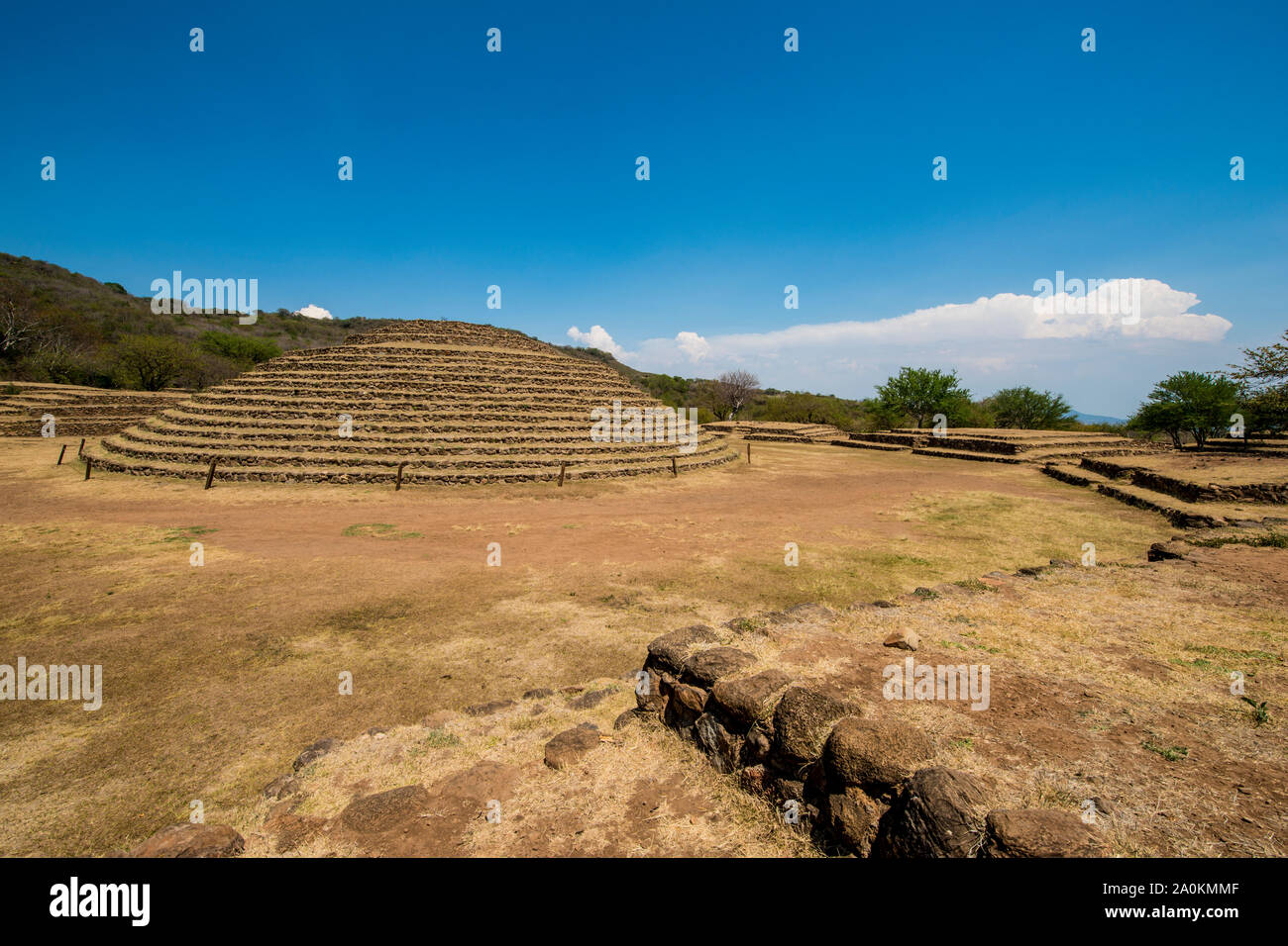 Antike Ruinen in der archäologischen Zone von Guachimontones, Teuchitlan, Jalisco, Mexiko. Stockfoto