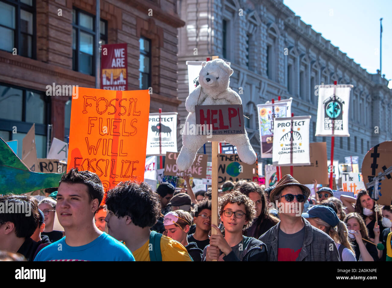 San Francisco, USA. 20. September, 2019. Bildungsstreik für Klima März, eine von vielen globalen Klimawandel trifft an diesem Tag auf der ganzen Welt. Credit: Shelly Rivoli Stockfoto