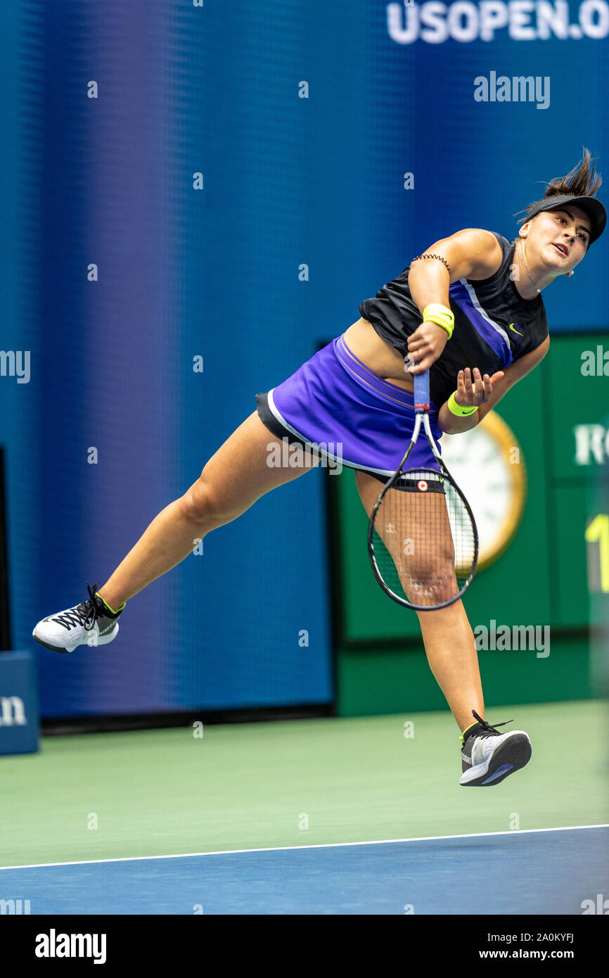 Bianca Andreescu von Kanada konkurrieren in den Endrunden von Singles der Frauen an den 2019 US Open Tennis Stockfoto