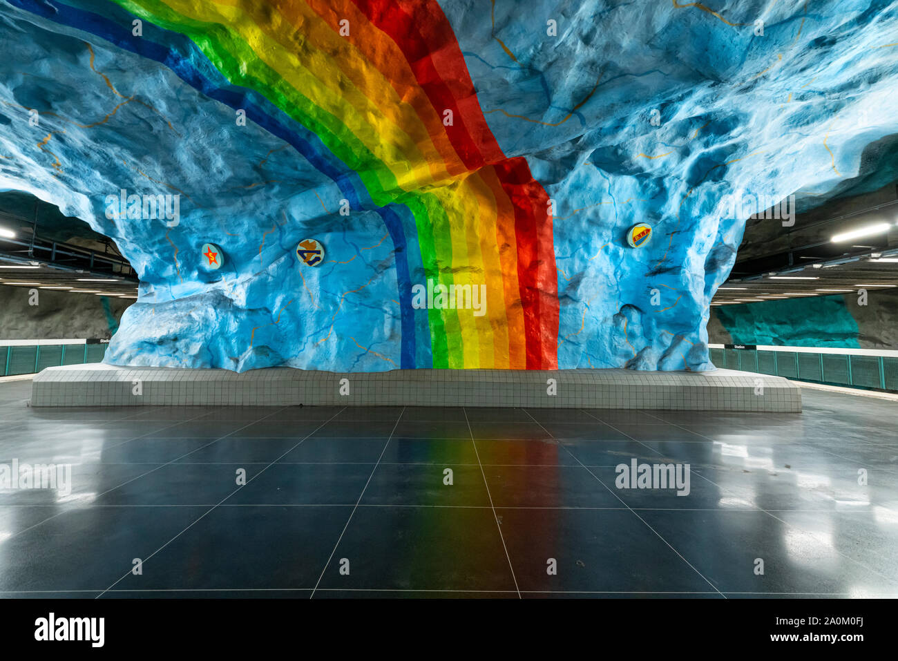 Stockholm, Schweden. September 2019. Die Inneneinrichtung auf Stadion U-Bahn Station Stockfoto