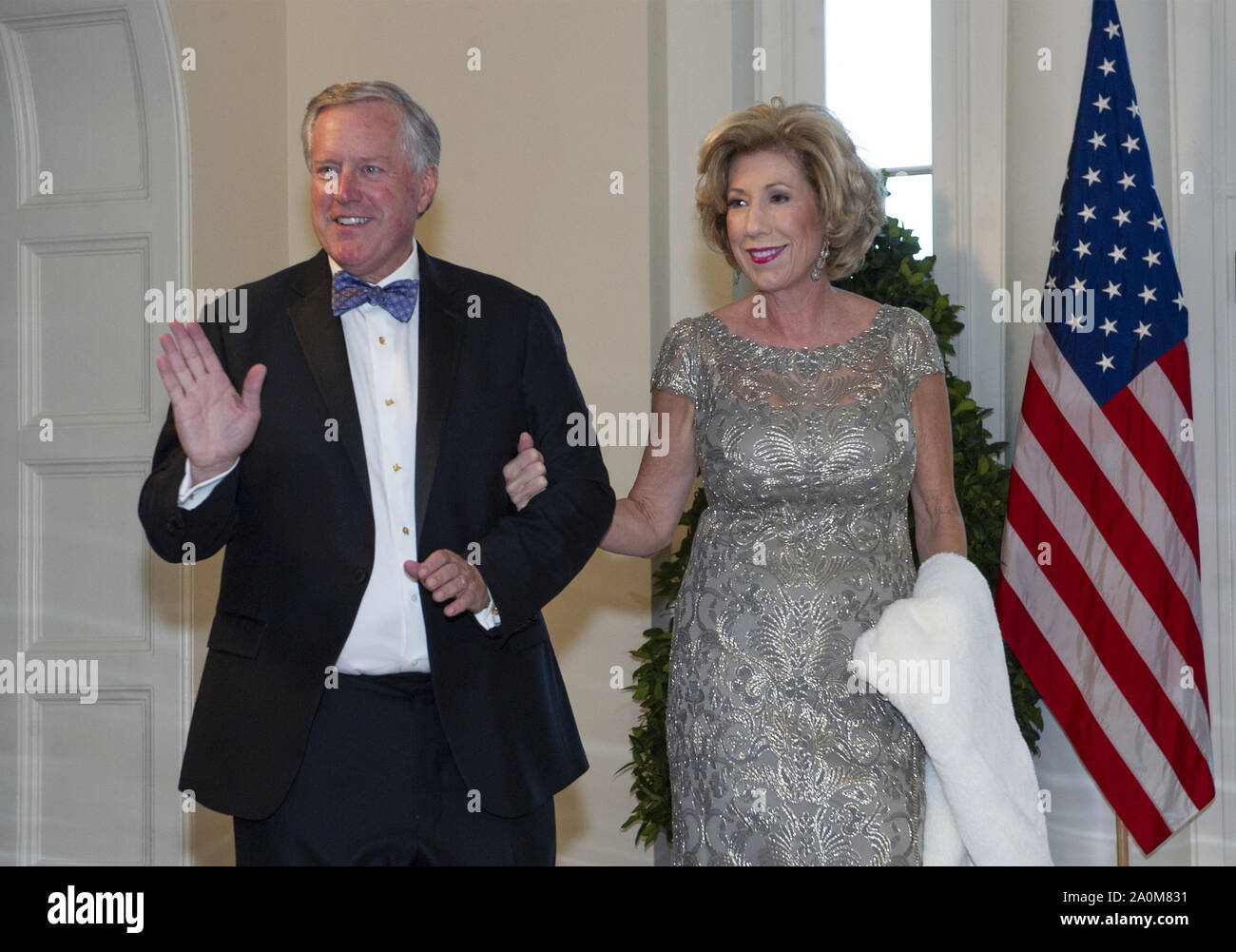 Washington, United States. 20 Sep, 2019. United States Vertreter Mark Wiesen (Republikaner von North Carolina) und Debbie Wiesen kommen für das Abendessen, das vom Präsidenten der Vereinigten Staaten Donald J. Trumpf und die erste Dame Melania Trump zu Ehren von Premierminister Scott Morrison von Australien und seine Frau Jenny Morrison, im Weißen Haus in Washington, DC am Freitag, September 20, 2019 gehostet wird. Foto von Ron Sachs/UPI Quelle: UPI/Alamy leben Nachrichten Stockfoto