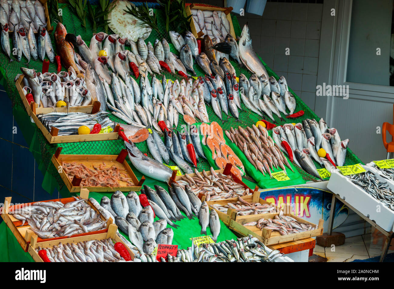 Fischmarkt in Istanbul, Türkei Stockfoto