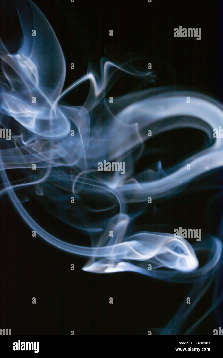 Platz Drache aus Licht - Abstrakte smoky Hintergrund Stockfoto