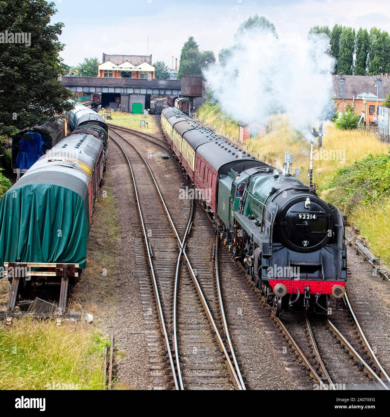 92214 'Leicester City', eine BR-Standard Klasse 9 f Dampflok, Loughborough Station auf der Great Central Railway, Leicestershire, England, U Stockfoto