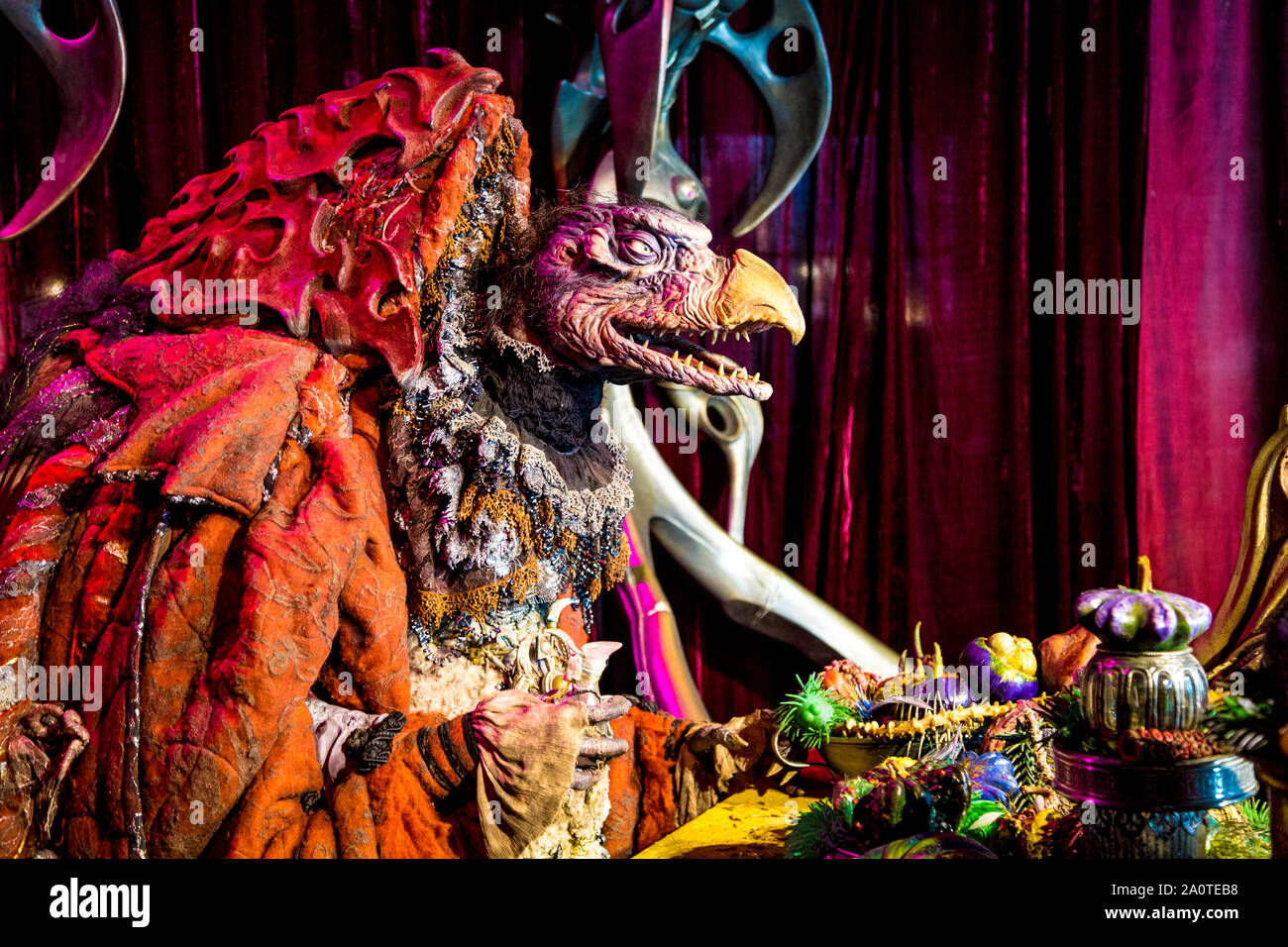 Skeksis Marionette an der Der dunkle Kristall: Alter der Widerstand Ausstellung am BFI Southbank, London, UK Stockfoto