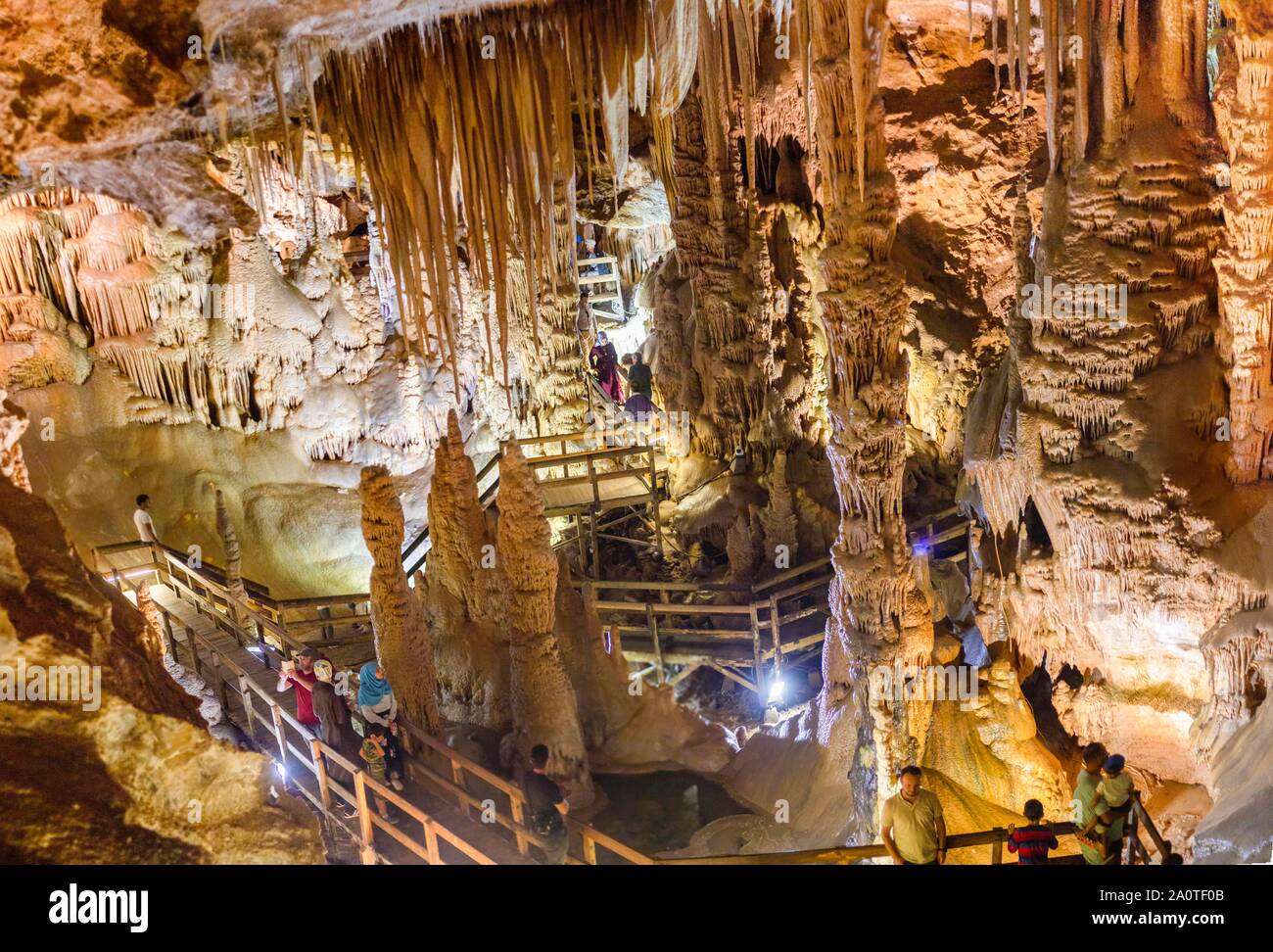 Innenansicht der Karaca Höhle in Cebeli Dorf, Stadt, Torul Gumushane Stadt, Türkei Stockfoto