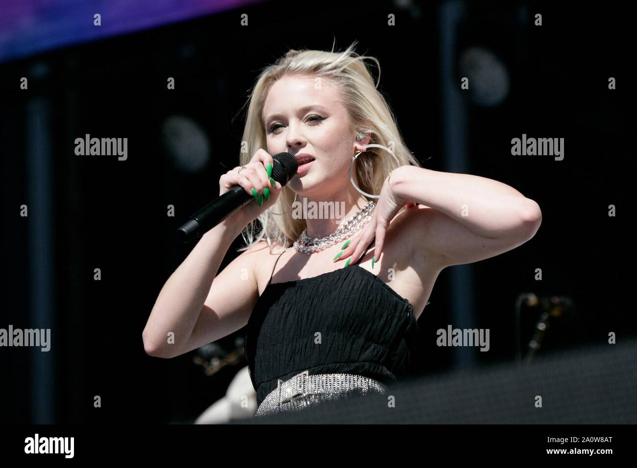 Las Vegas, NV, USA. 21 Sep, 2019. Zara Larsson auf der Bühne 2019 iHeartRadio Music Festival tagsüber Stadien, Las Vegas Festival Gelände, Las Vegas, NV 21. September 2019. Credit: JA/Everett Collection/Alamy leben Nachrichten Stockfoto