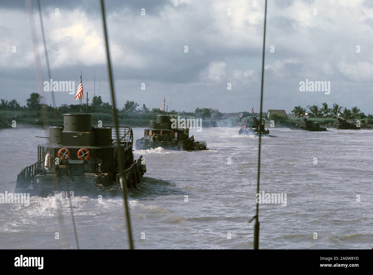 USA Vietnam-Krieg/Vietnam Krieg-ATC gepanzerte Truppentransporter/Tango-Boat Stockfoto