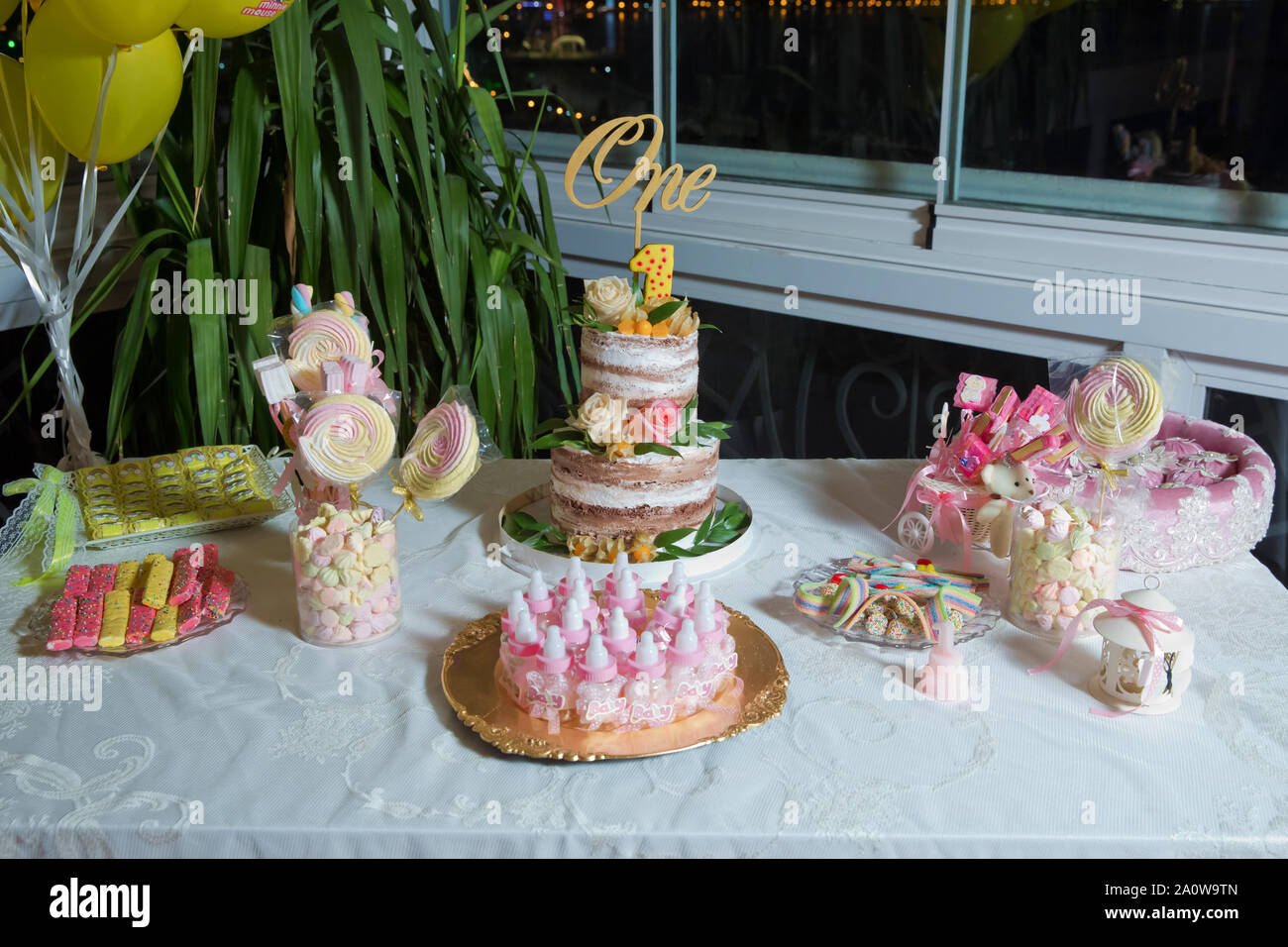Nasser Kuchen Stockfotos Und Bilder Kaufen Alamy