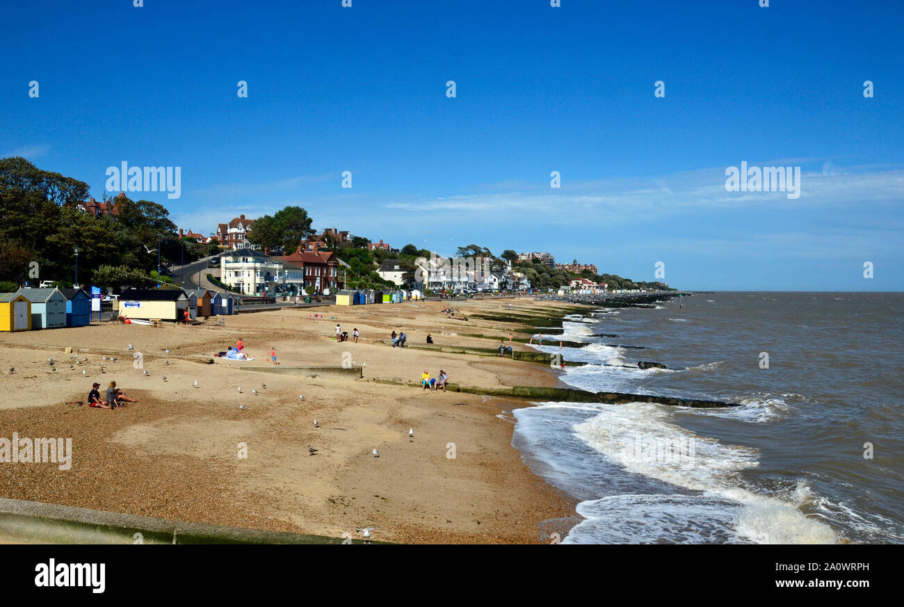 Der Strand an der Küste von Felixstowe, Suffolk, Großbritannien Stockfoto