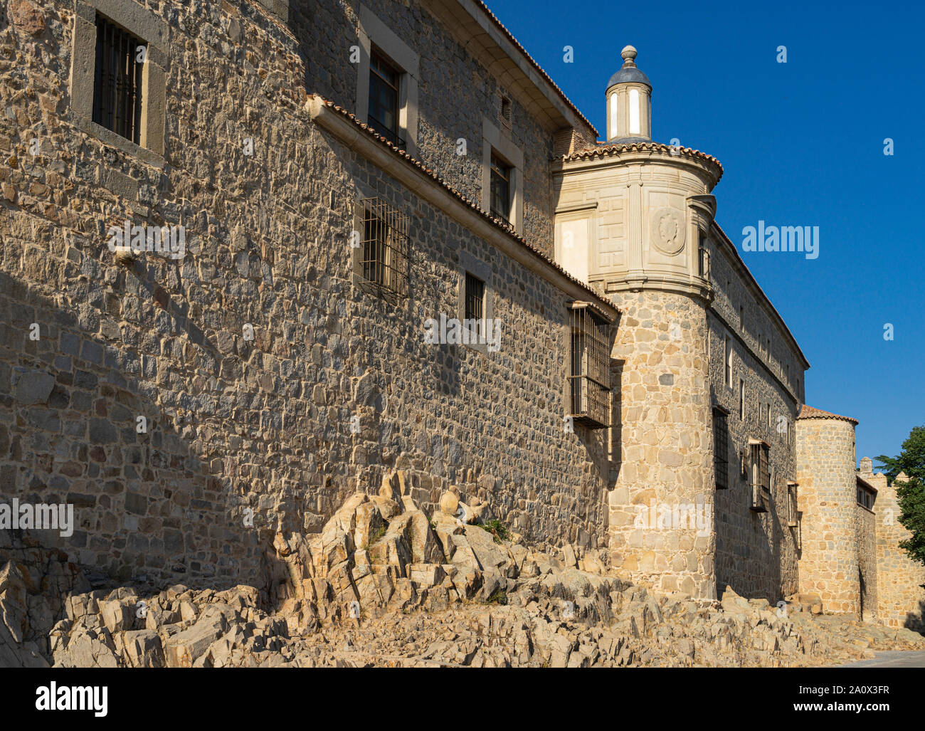 Äußere des mittelalterlichen Mauern von Avila in Spanien Stockfoto Äußere des mittelalterlichen Mauern von Avila in Spanien Stockfoto