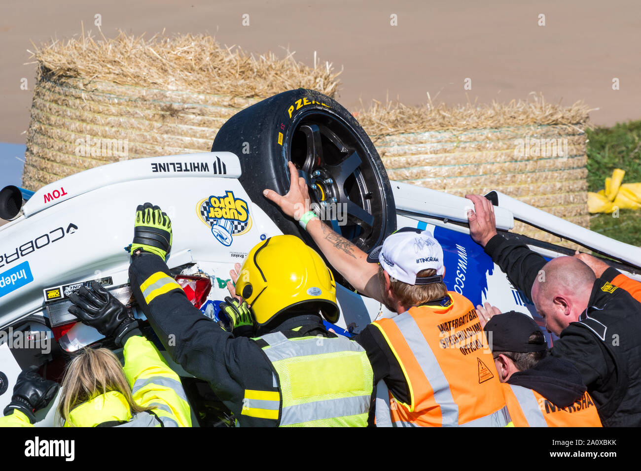 Invertiert Subaru WRX Wagen.... Hybris? Watergate Bay Geschwindigkeit Hillclimb Sept 2019 Stockfoto