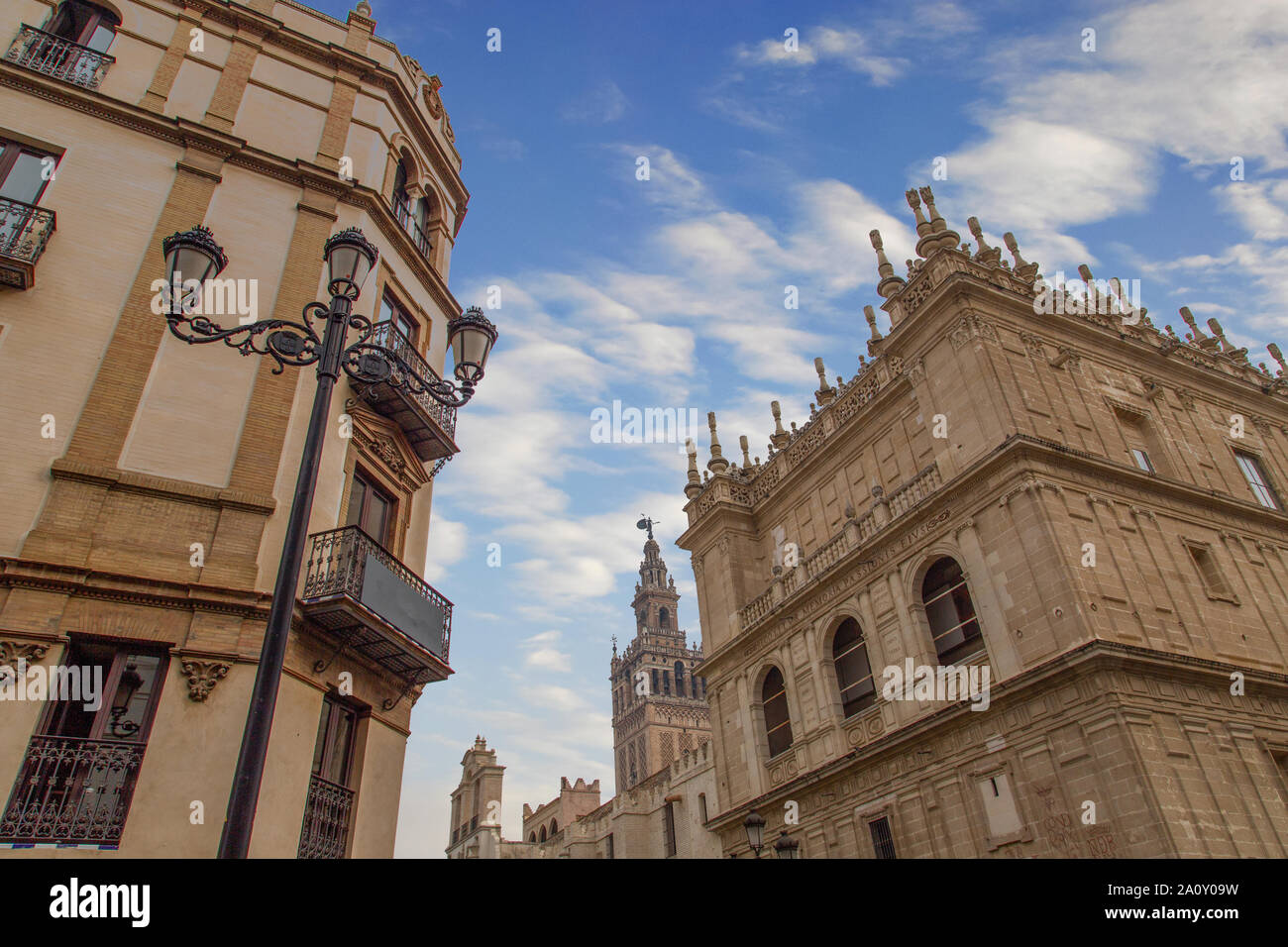 Spanien, Sevilla Straßen in einem frühen Sonnenuntergang im historischen Stadtzentrum Stockfoto