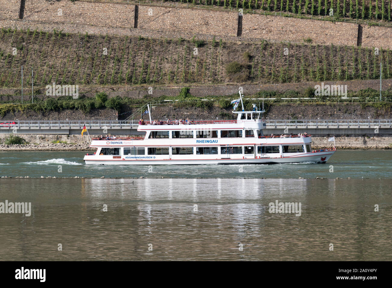 Ausflugsschiff RHEINGAU von Rössler Linie am Rhein Stockfoto