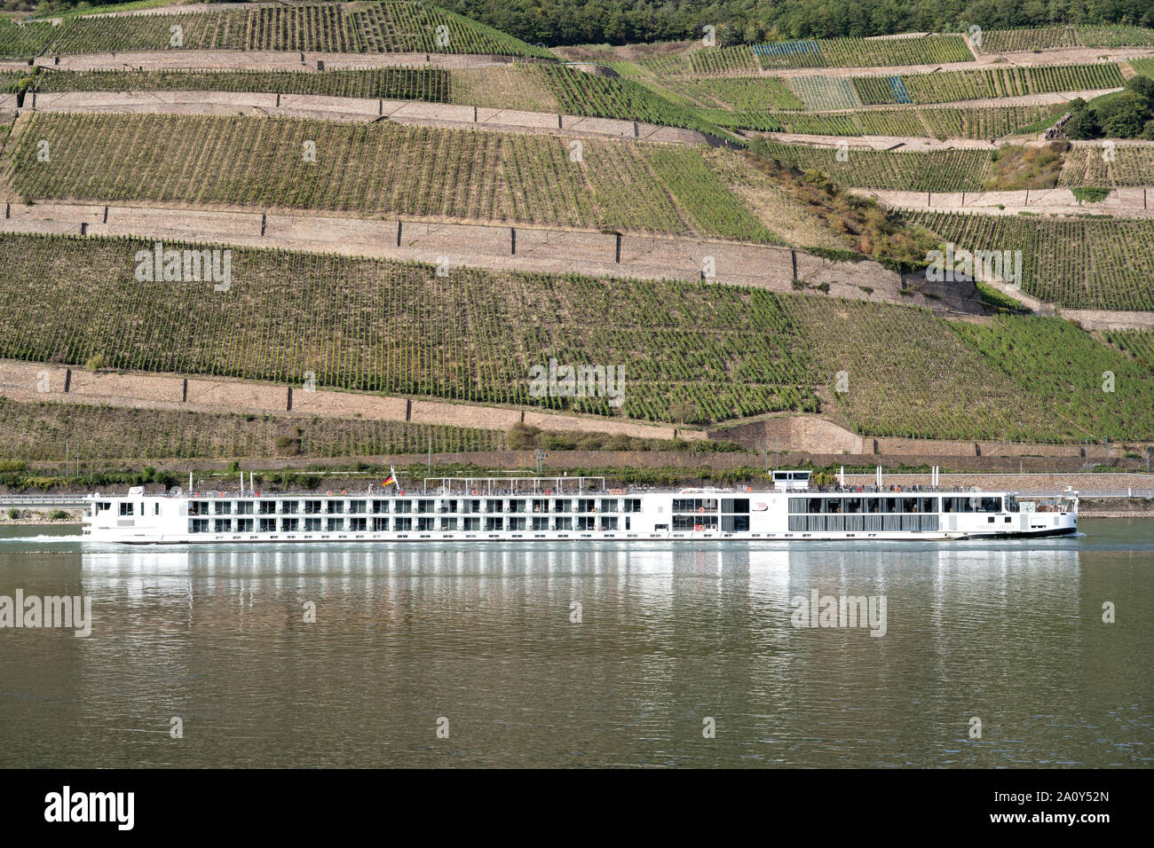 River Cruise Ship VIKING HERJA. Viking Kreuzfahrten ist eine Cruise Line Bereitstellung von Fluss und Meer Kreuzfahrten, mit Niederlassungen in Basel, Schweiz. Stockfoto