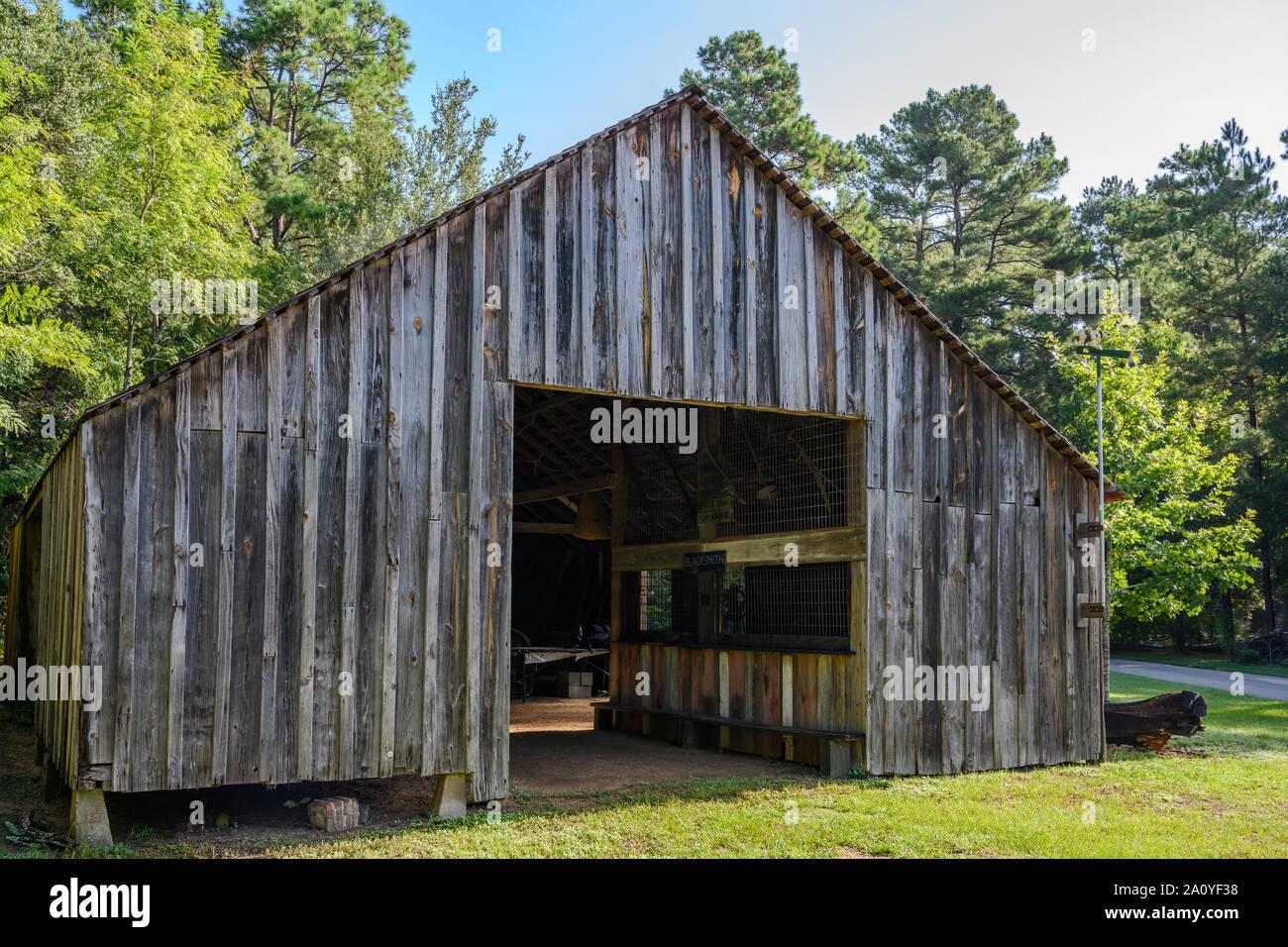 Eine alte Schmiede an Kleb Holz Natur Park erhalten. Houston, Texas, USA. Stockfoto