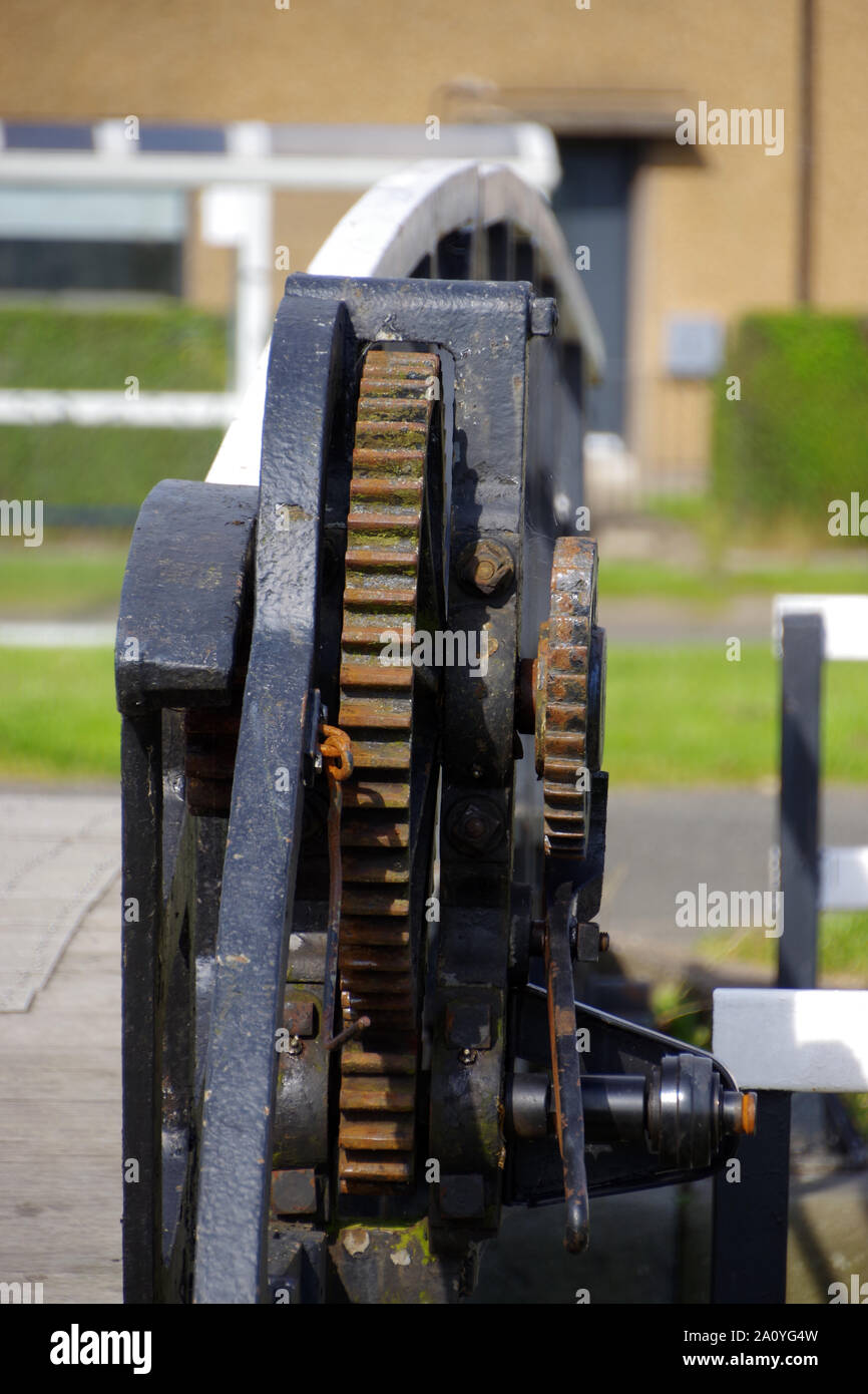 Hebevorrichtungen auf eine alte Brücke über die Forth & Clyde Canal an Whitecrook/Linnvale Stockfoto