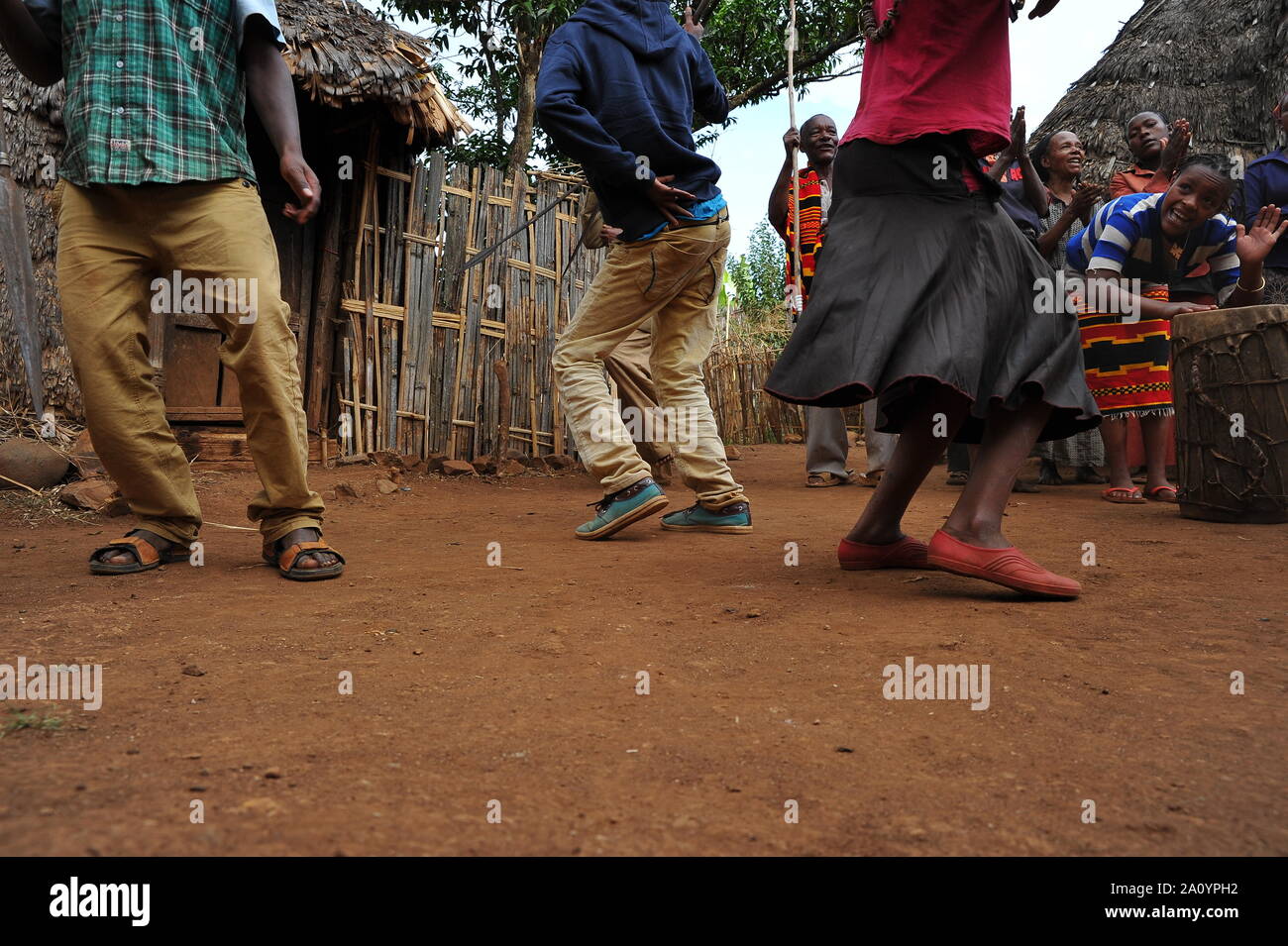 Festmahl im Dorze Stamm Stockfoto