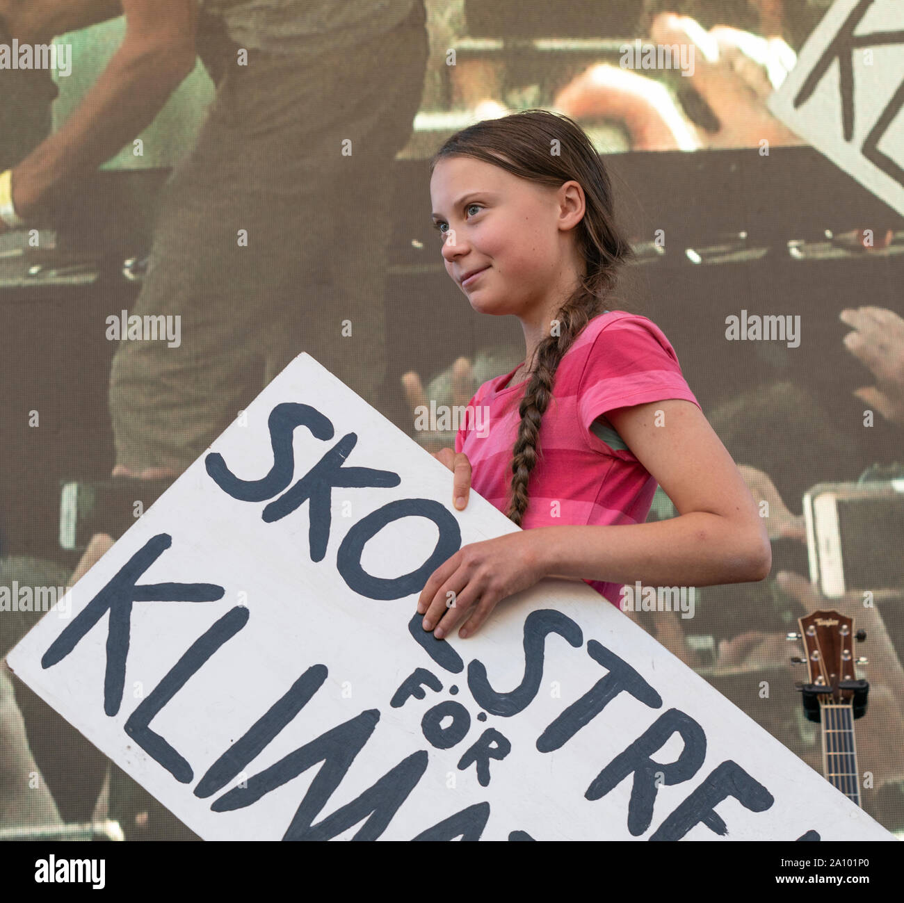 New York, Vereinigte Staaten. 20 Sep, 2019. Greta Thunberg spricht auf der Bühne während NYC Klima Streik Kundgebung und Demonstration am Battery Park. Credit: SOPA Images Limited/Alamy leben Nachrichten Stockfoto