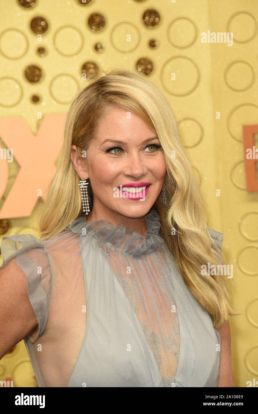 Los Angeles, CA. 22 Sep, 2019. Christina Applegate in der Ankunftshalle für 71St Primetime Emmy Awards - Ankünfte 2, Microsoft Theatre, Los Angeles, CA 22. September 2019. Credit: Priscilla Grant/Everett Collection/Alamy leben Nachrichten Stockfoto