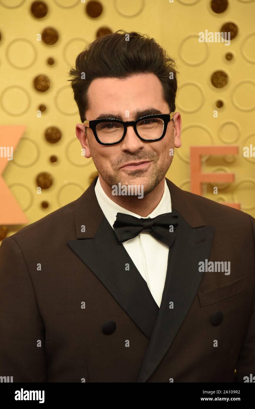 Daniel Levy in der Ankunftshalle für 71St Primetime Emmy Awards - Ankünfte 3, Microsoft Theatre, Los Angeles, CA 22. September 2019. Foto von: Priscilla Grant/Everett Collection Stockfoto