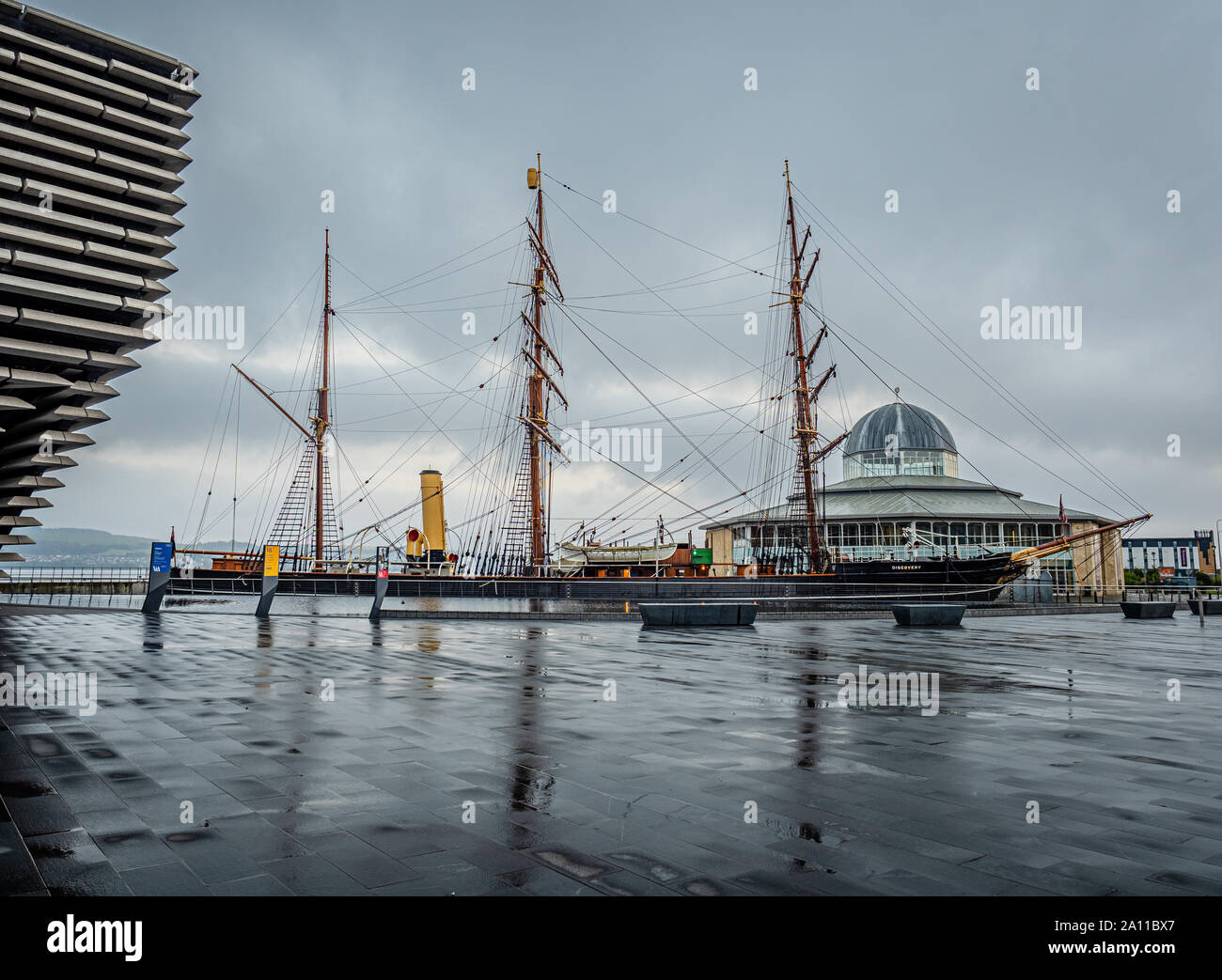 Discovery Point in Dundee ist ein Besucher Attraktion, die Zentren runde Kapitän Scott von der Antarktis Schiff RRS Discovery in Dundee gebaut wurde Stockfoto