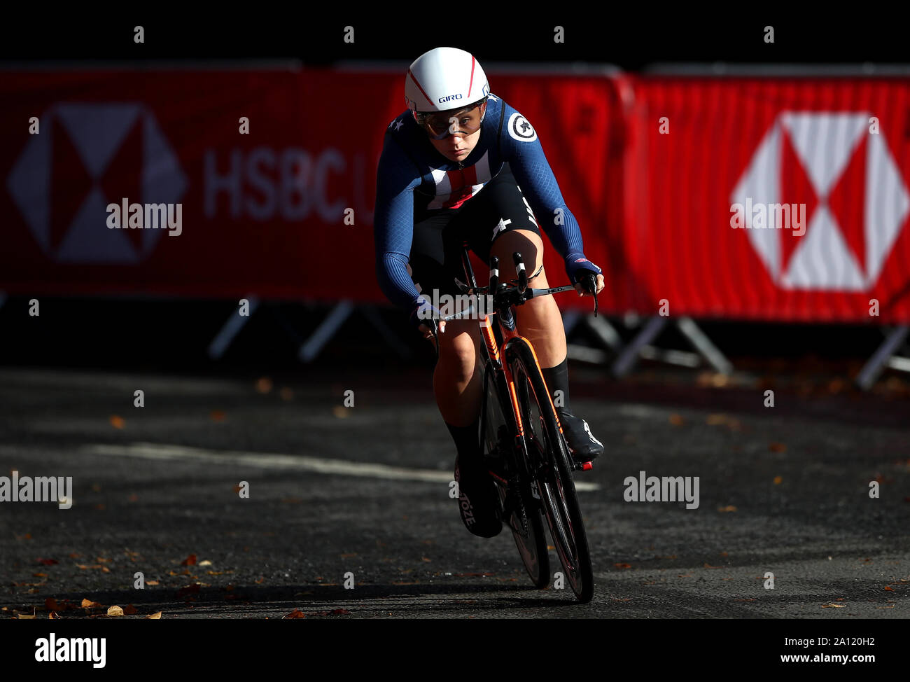 Die USA Megan Jastrab während der 2019 UCI Road World Championships Frauen Junior Einzelzeitfahren Veranstaltung durch Harrogate. Stockfoto
