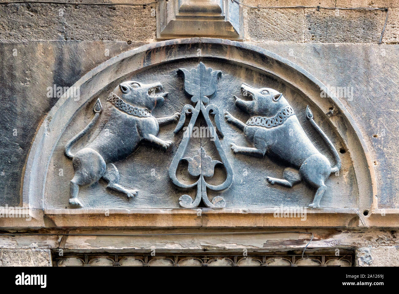 Lions Carving in der Altstadt von Icheri Sheher, Baku, Aserbaidschan. Die Löwen sind die mytical Verteidiger der Festung in Baku Stockfoto