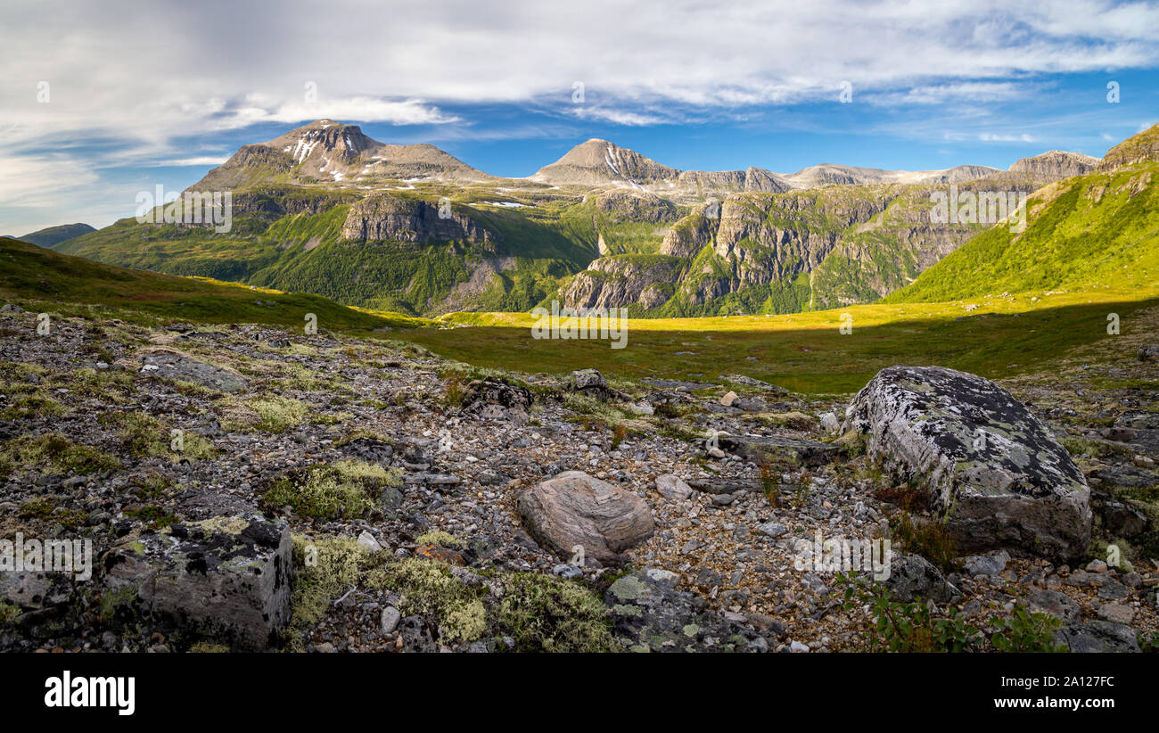 Viromdalen Berg Tal im Herzen des Trollheimen National Park, Sommer, mitten in Norwegen. Stockfoto