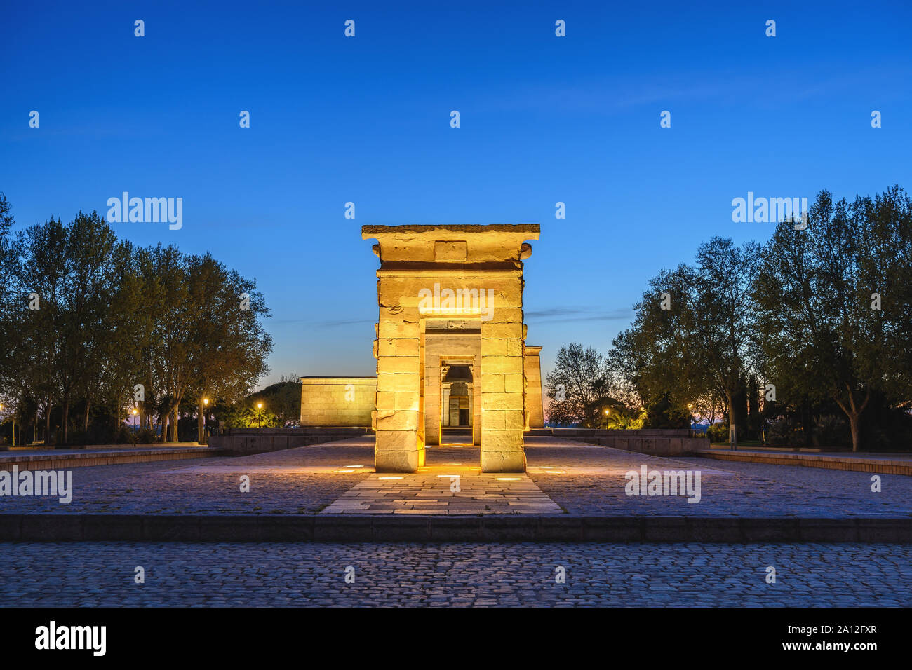 Madrid Spanien, night skyline Sonnenuntergang am Tempel von Debod Stockfoto