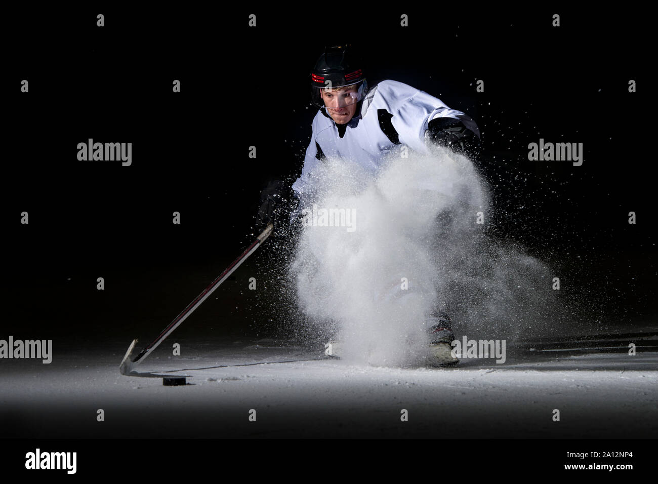Eishockey in dynamischen Aktion in einem professionellen Sport Spiel im Hockey Stockfoto