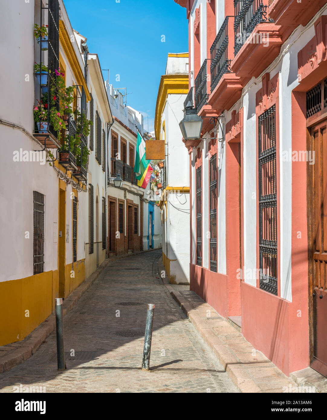 Malerische Anblick in der malerischen Cordoba jüdischen Viertel. Andalusien, Spanien. Stockfoto