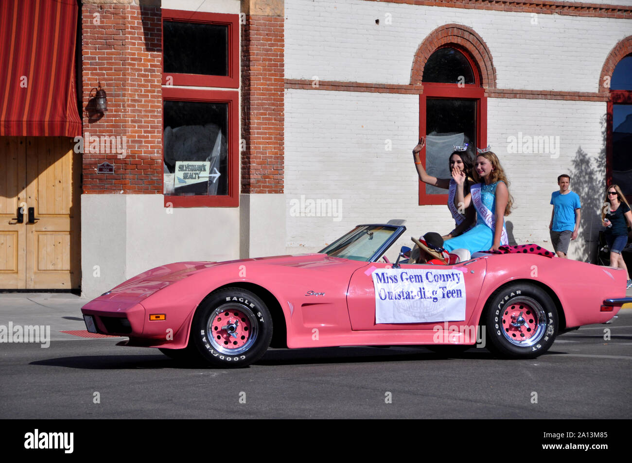 Miss Gem County herausragende Jugendlich, Emmett Cherry Festival Parade auf der Main Street Stockfoto