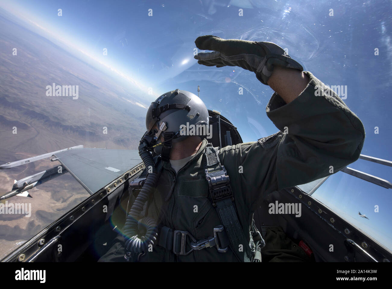 F-16 Fighting Falcons Fliegen ein Luft-zu-Luft Training Mission. Stockfoto