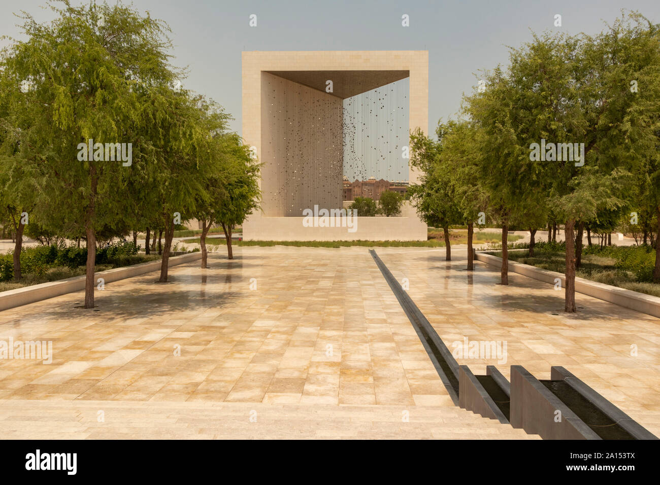 Denkmal des Gründers und Besucherzentrum, Abu Dhabi, zu Ehren von Sheikh Zayed bin Sultan Al Nahyan. Stockfoto