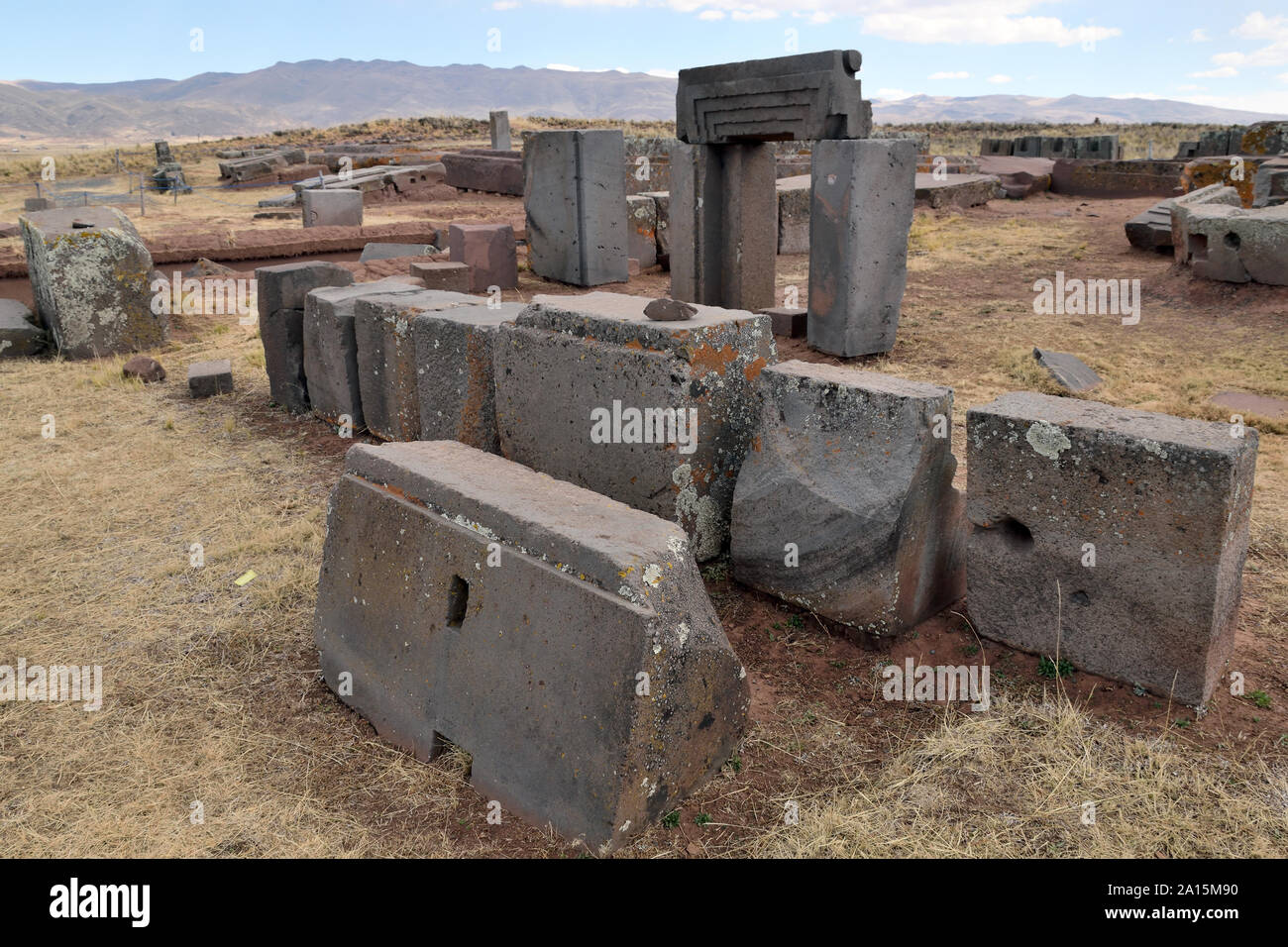 Ruinen von pumapunku oder Puma Punku Teil einer großen Tempelanlage oder Denkmal Group, die Teil der Tiwanaku Standort in der Nähe von Tiwanaku Bolivien Stockfoto