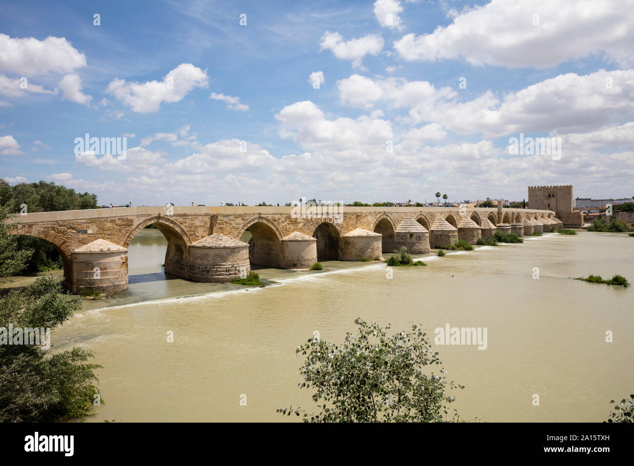 Spanien, Andalusien, Cordoba, Puente Romano, Römische Brücke Stockfoto
